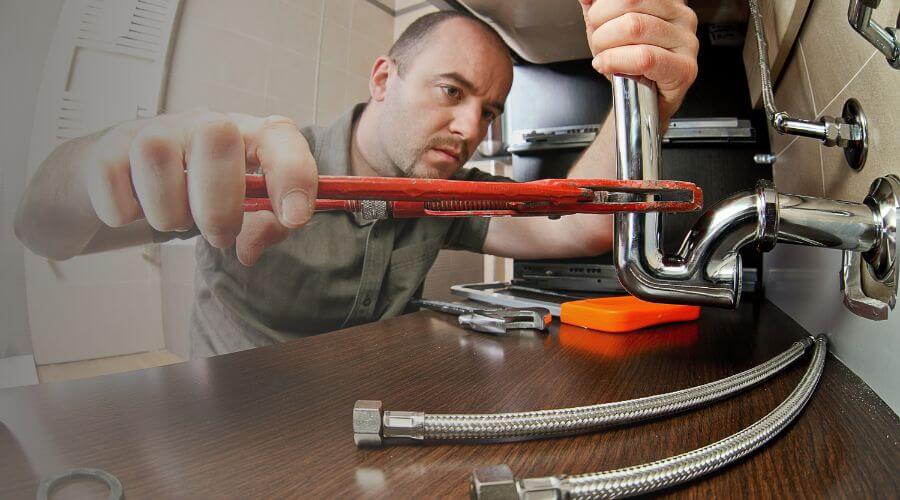 Local sewer line repair in Hatillo, PR